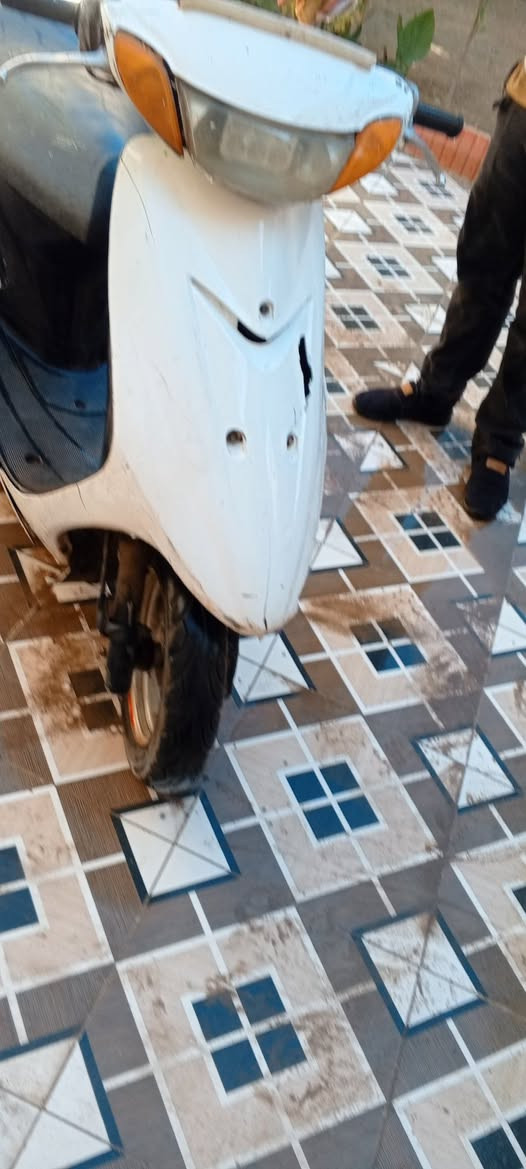 السلام عليك للبيع الدراجه نضيفه
المكان الدجيل 
السعر ٢٠٠ وبي مجال 
الرقم ***********
