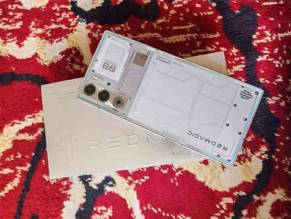 السلام عليكم 
ريد مجك 9 برو ذاكره 512 عشوائيه16
مكفول النضافه كدامكم غراضه كلهن كامله 
شاحنه وباكيت وكفر السعر600 قفل قفل قفل من الاخير
مكاني بابل رقمي ***********
