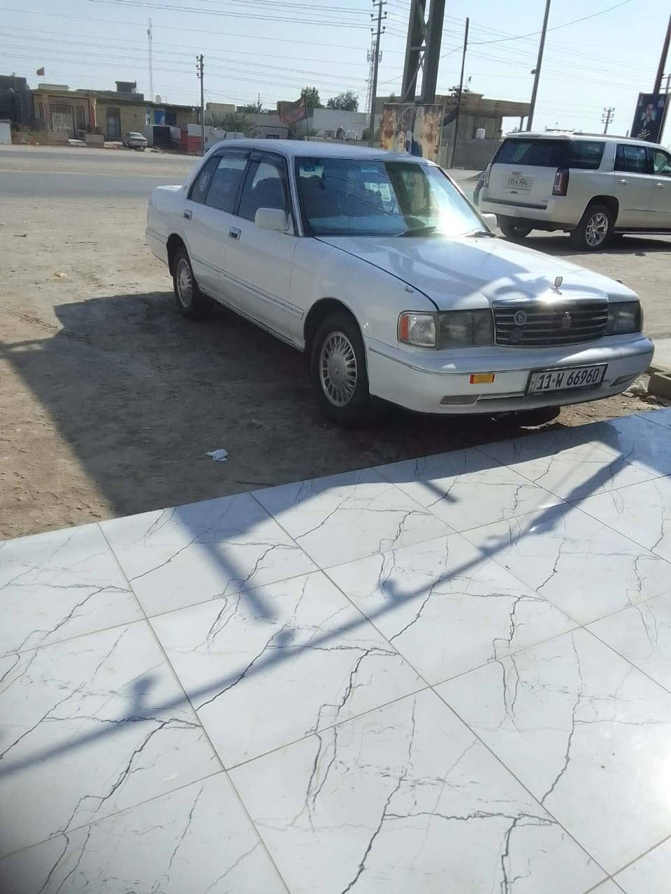 كراون ارنب جديد محور بس شغلة كله ايسر بلاد دشبول تحوير كله ايسر بلاد حلوو.
حدادة %90
مكينة 3000vvti كير خير من الله تخم تاير كهربائيات كله جديد
سيارة رقم انكليزي 
سيارة مال جناي حلوة سعرها 55 بيه مجال قليل
مكان بصره القرنه
اكرر للبيع فقط بيع مستعجل وشكرآ
مكلف بلنشر اليحب يتواصل ويه راعيها يتصل
‭
‭0772 213 7654
