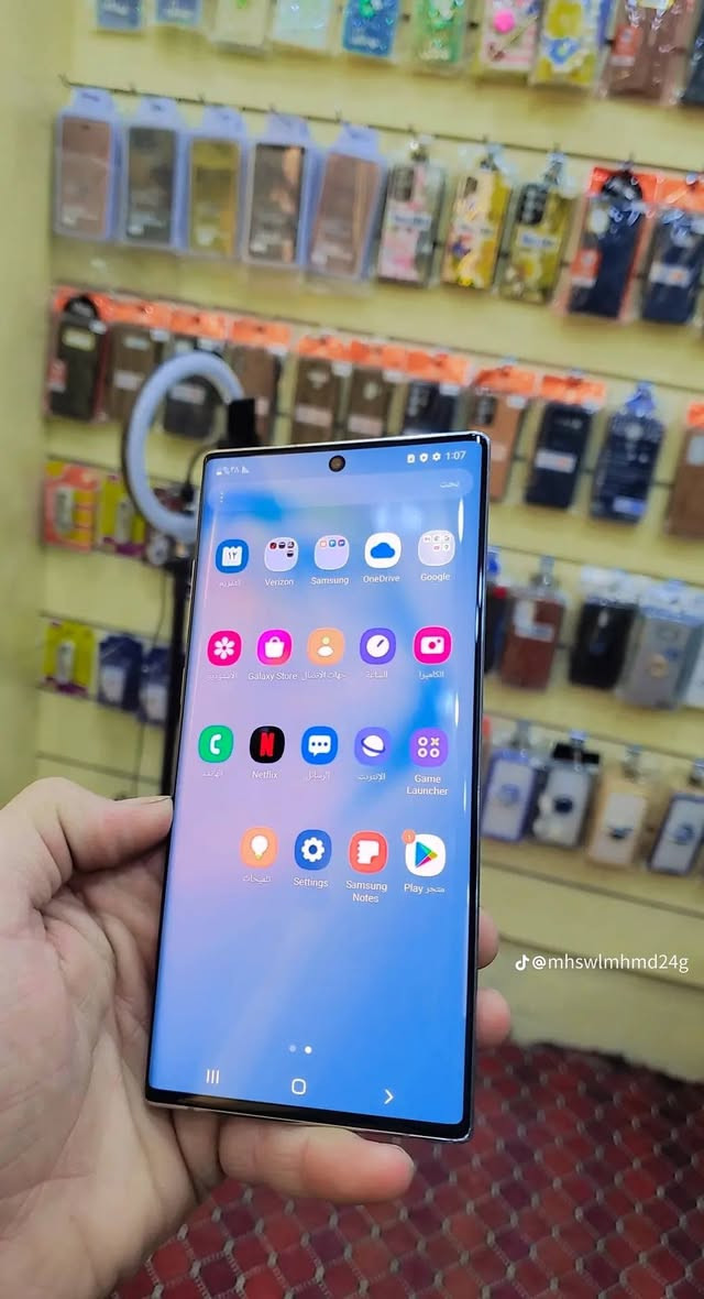 نوت 10 بلس
جهاز نورمال شرط 
ضد الماي افتح الماي كدامك 
شحن فول خير من الله
كامرت دمعه
دبل سيم 
قلم صوت فول موصفات
جهاز كدام العين مال بيت اشتريتو عل ايدي سعرو قفل قفل 260
للتواصل ***********
