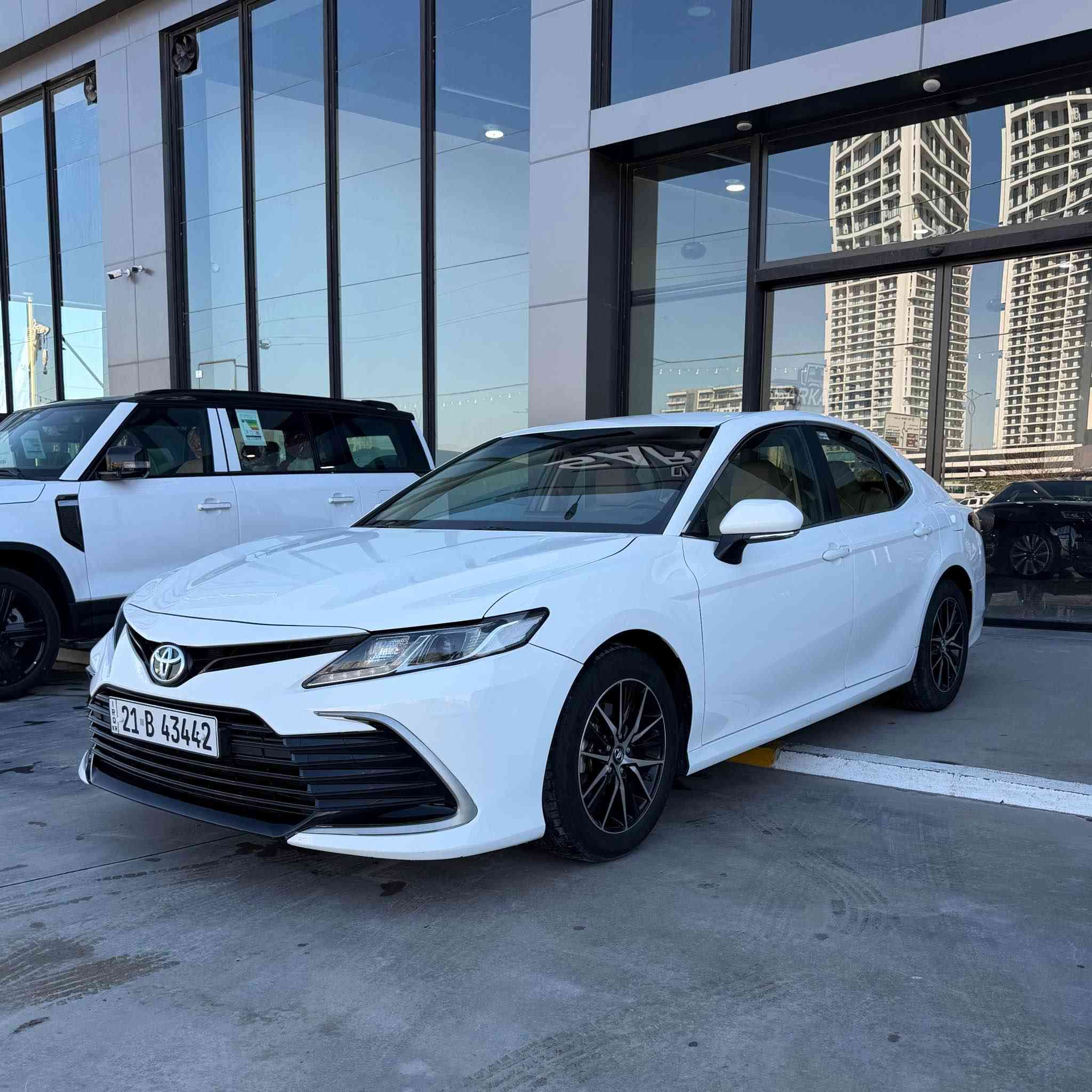 Toyota Camry LE
مۆدێل : ٢٠٢٢
ماوەی ڕۆیشتن : ٥٩،٠٠٠ كم
بۆیاغ : بێ بۆیاغ ، ٣ پەڵە ساردی بچووک
پستۆن : ٤ پستۆن
بزوێنەر : ٢.٥
ڕەنگ : سپی بەفری
خەلیجی کۆمپانیای سەید نەهرۆ - ڕەقەم سلێمانی - ڕەقەم و سەنەوی تازە تا ٢٠٢٨ 
شاشە گەورە - ویلی جوانی بۆ دانراوە - دوو سویچ بيلادى - حاسەی دواوە - کامێرای دواوە - برێک بەصمە - ئەوتۆ هۆڵد - تەبرید لەمس - تەبرید مەرکەزی - سوکان ڤۆلیۆم - ٦ ئێرباگ - ئاوێنە ئیشارەت و کارەبایی - دیاریکردنی خێرایی 

ژمارە مۆبایل : ***********
---------------

Toyota Camry LE 
مودیل : ٢٠٢٢ 
عدد الأميال : ٥٩،٠٠٠ كم
ضرر : بدون صبغ ، ٣ بقع بارد صغار
سلندر : ٤ سلندر
محرک : ٢.٥
اللون : ابیض ثلجي
خليجي شركة سيد نهرو - رقم سليمانية - رقم و سنوية جديدة لحد ٢٠٢٨ 
شاشة كبير - ويل مبدل - سويجين بلادي - حساسات خلفية - كاميرا خلفية - بريك بصمة - اوتو هولد - تبريد لمس - تبريد مركزي - تحكم ستيرن - ٦ ايرباك - مرآة اشارة و كهرباء - تحديد سرعة

رقم الهاتف : *********** السليمانية, العراق
