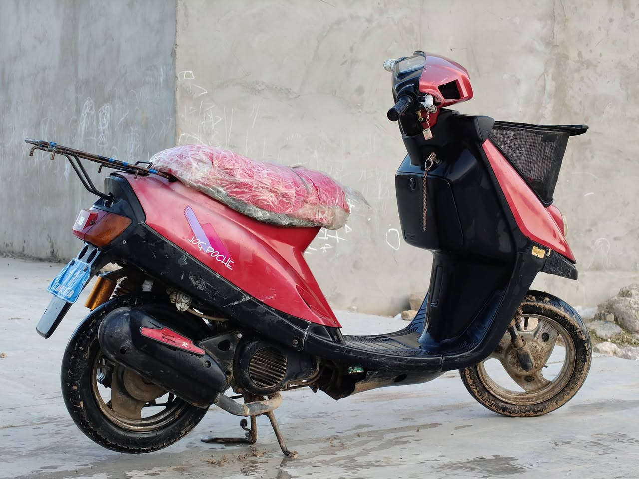 سلام عليكم 
ماطور بزون للبيع 
مقوى شاصي جهى وحده وايرمنيه وسلف شغاله يعوزو باتري مكاني موصل الايمن
السعر 160 الاستفسار ***********
