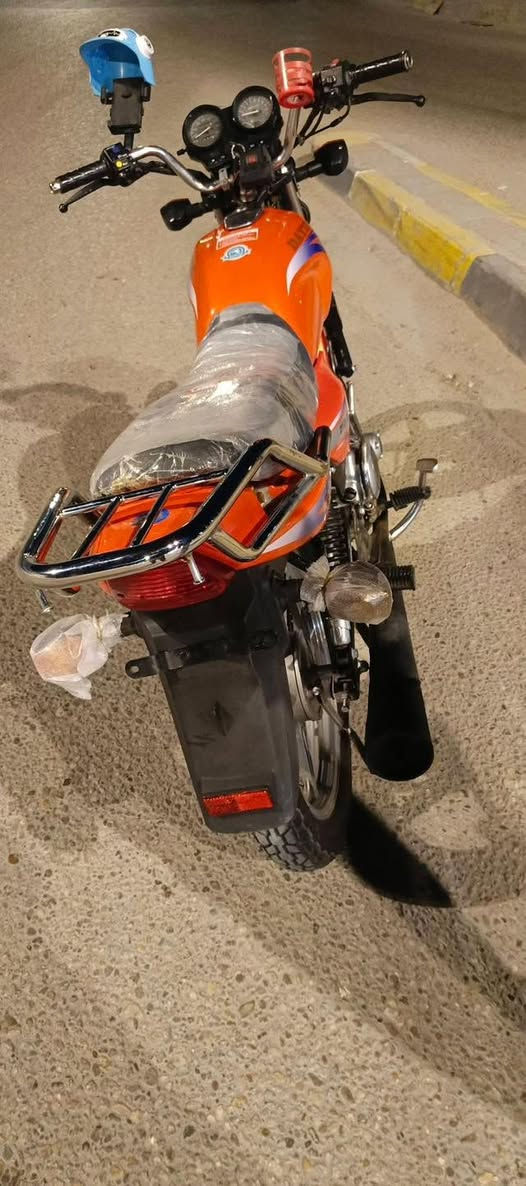 السلام عليكم دراجة دايوان مديل 2023 اوراق اسكنر نضافة فول ومكفول جيب فيتر وياك وافحص السعر 600 وبيهه مجال قليلل
 مكاني  كربلاء حي الحسين
رقم الهاتف: ‭٠٧٧٧ ٨٦١ ١٠١٩‬
