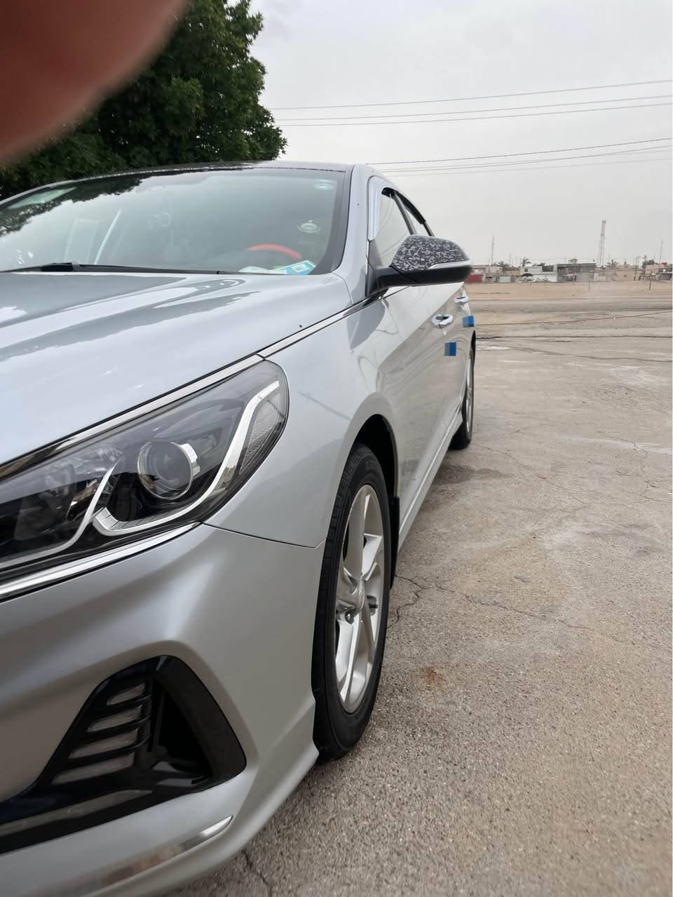 السعر ١٨٠ 
*********** Singapore
