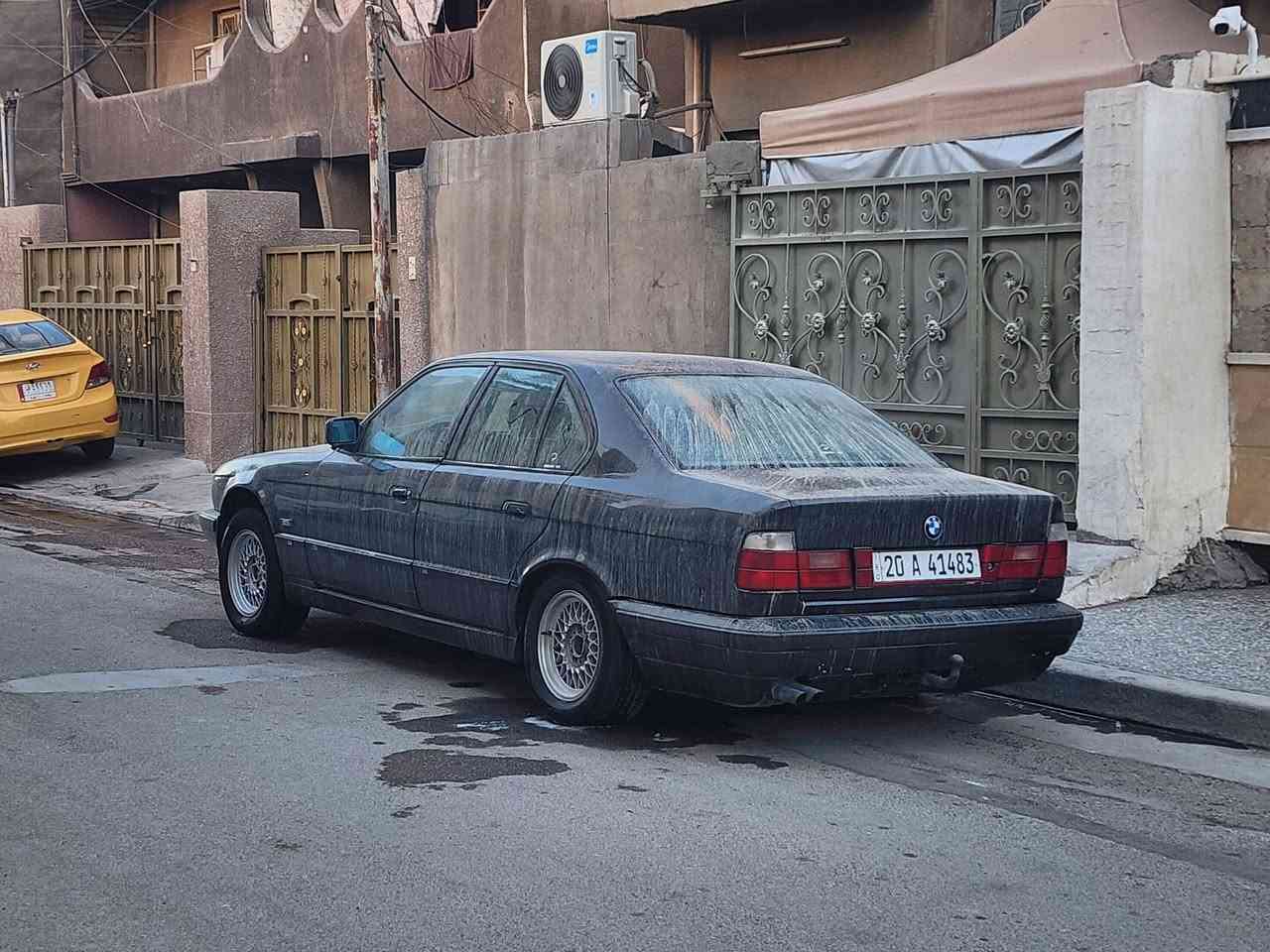 525 مسكر عدل موديل 1992 رقم ديالى الجديد سنوية باسمي تحويل ثاني يوم هزة جديدة غرفتها نظيفة  السعر 65 السيارة بيها نقوصات بسيطة يوكعن من سعرها 
مكان السيارة بغداد 
***********
