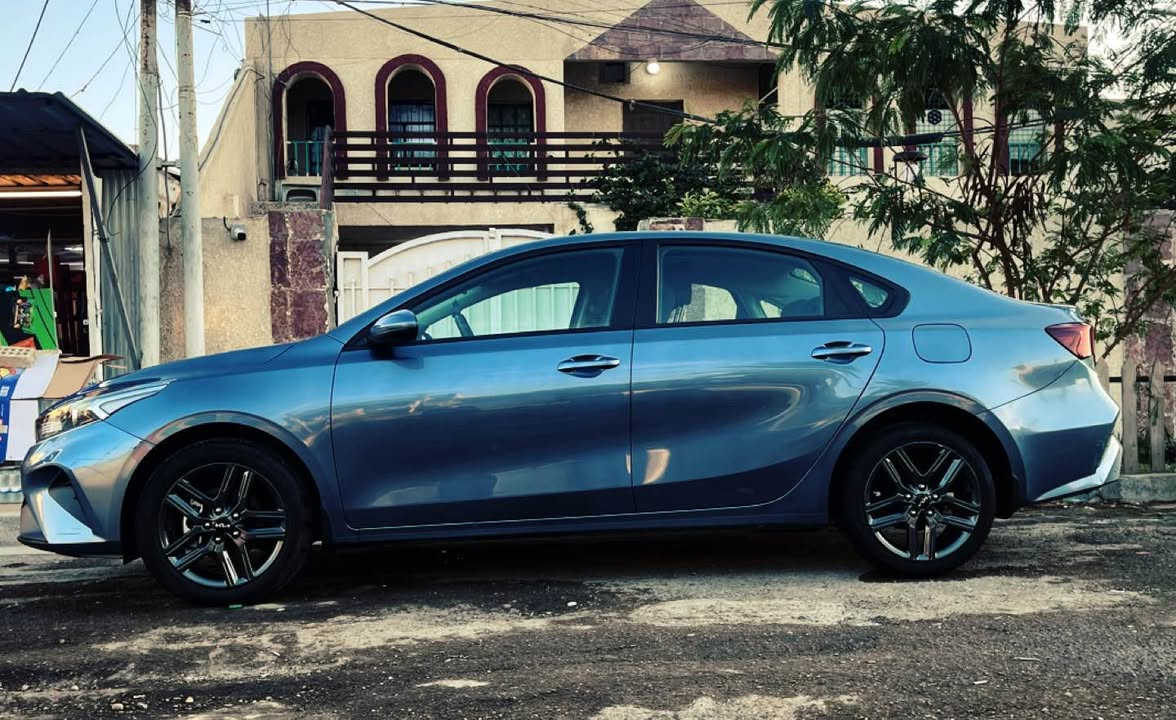 السلام عليكم سيراتو 2023 محرك  1600 دوش بدون اي دوانس سياره بدون صبغ ولا بارد سياره جديده ومابيهه اي نقص رقم بغداد باسمي تحويل مباشر السعر  165  الاتصال 0️⃣7️⃣7️⃣0️⃣6️⃣3️⃣6️⃣0️⃣3️⃣9️⃣0️⃣ بغداد, العراق
