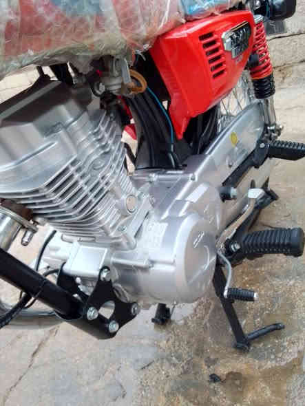 دراجه نامه باب اول بلاد مو تعمير
موديل /2024 صاراها شهر من طالعه 
ثاني تبديله دهن الها زيرو 
العنوان //ميسان 
الدراجه//بدون اوراق 
السعر //مليون وبيها مجال قليل 
للتصال//***********
