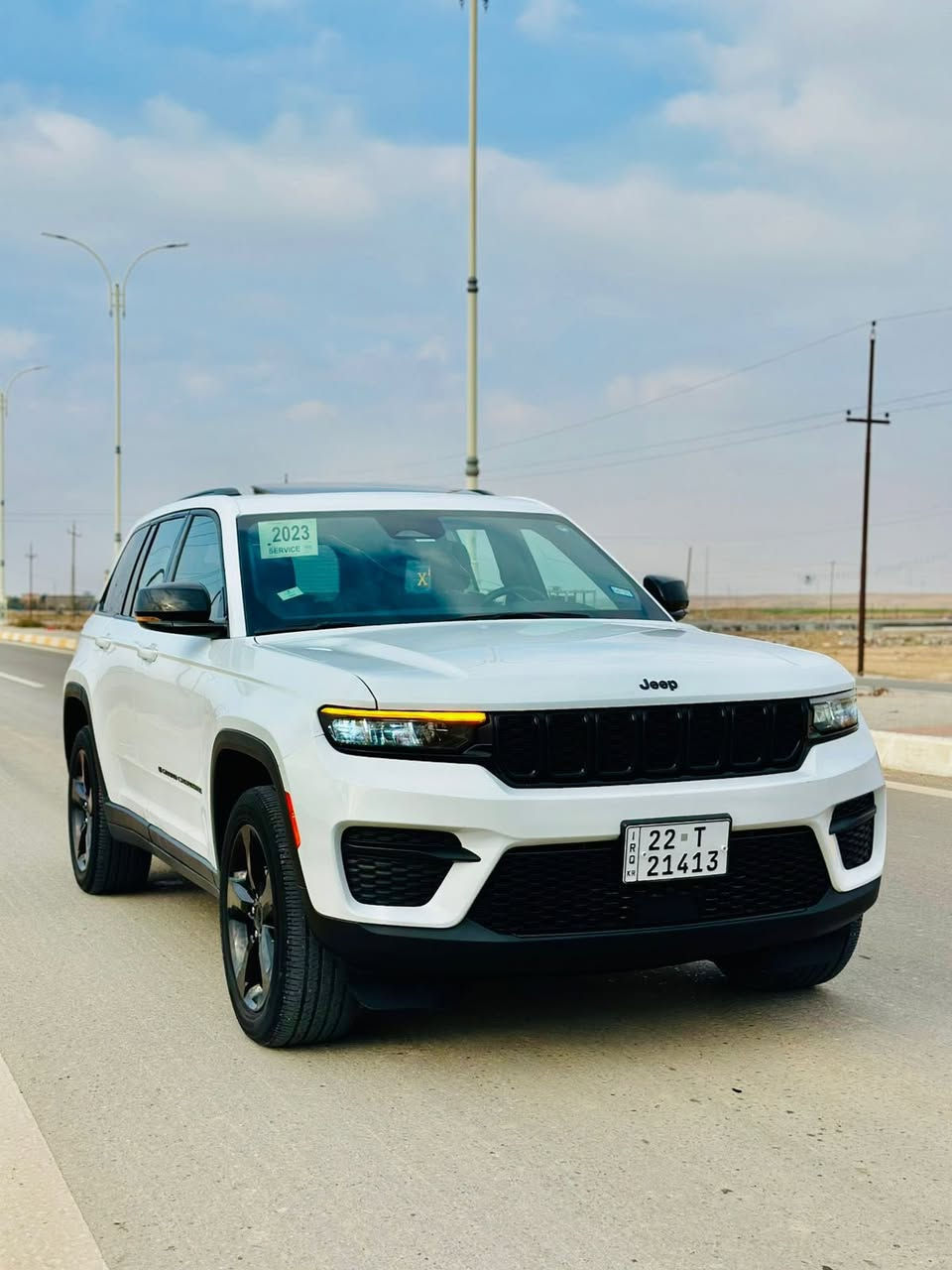 السلام عليكم للبيع جيبjeeb2023
رقم اربيل دولي 

🌍 الوارد:امريكي كلين بدون ضرر

ماشيه 46

👥 عدد المقاعد: 5راكب

🔧 المواصفات الفنية

1-محرك V6 سعة 3.6 لتر

2-ناقل حركة أوتوماتيك 8 سرعات

‎🚦 أنظمة القيادة والذكاء

✔ قيادة شبه ذاتية

✔ تثبيت سرعة ذكي (Adaptive Cruise Control)

✔ تحديد المسار

✔ تحذير الخروج عن المسار + تصحيح تلقائي

🛡️ السلامة والمساعدة

✔ كاميرات 360 درجة

✔ حساسات أمامية + خلفية + جانبية

✔ مراقبة النقطة العمياء

✔ فرامل تلقائية للطوارئ

✔ مساعد الركن الأوتوماتيكي

🛋️ الداخلية والفخامة

✨ تدفئة وتبريد للمقاعد الأمامية والخلفية

✨ تدفئة المقود

✨ إنارة محيطية داخلية متعددة الألوان

✨ مراية وسطية كاميرا رقمية

✨ مرايا جانبية ووسطية تعتيم أوتوماتيك

📱 التقنيات

🔑 دخول ذكي

🚀 تشغيل عن بعد

🖐️ بصمات أبواب (5 بصمات)

📺 شاشة وسطية كبيرة Uconnect

🎵 نظام صوت فاخر McIntosh

📱 Apple CarPlay & Android Auto

📶 Wi-Fi / Bluetooth / USB

🎨 الخارجية

🤍 لون السيارة: أبيض

🔆 إضاءة LED كاملة

#السعر315$

#للستفسار***********
