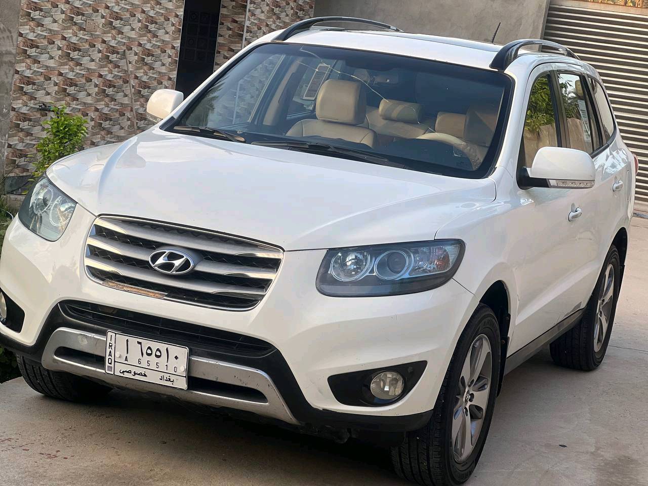 السلام عليكم عندي سنتافي للبيع موديل ٢٠١٢خليجي فول ١/١
مكفولة عدا الباب الايمن مقدار شبر صبغ  كير مكينة خير من الله صدر امامي خلفي كله جديد كهربائيات كله جاهزه بشرط مكينه وكير خير من الله  تخم تاير جديد قبل سبوع مشدود  تبريد شغال ثلج سياره جاهزه من كلشي بدون اي نقص سياره جديده بمعنه لكلمه كلش جديده جداً جداً مال جناي وعلى يدي واستخدام شخصي)))   
مواصفات سياره فتحه سقف ماري شفط كشنات جلد كشن كهرباء ثلاث قطع تبريد سبعه راكب ٦ سلندر فول تحكم ستيرن داخل صاج داخل بيجي  وسود تبريد بيانو بصمه شاره ترحيب بكلايلت 
فووووووووول١/١
رقم بغداد   
سياره بسمي تحويل مباشر وين ما يعجبك 
سياره جديده وجاهزه 
وبدون اي نقص اقره التفاصيل قبل لا تتصل 
مكاني الحله
السعر 158 
شراي يتصل ويدلل 
رقم الهاتف
***********