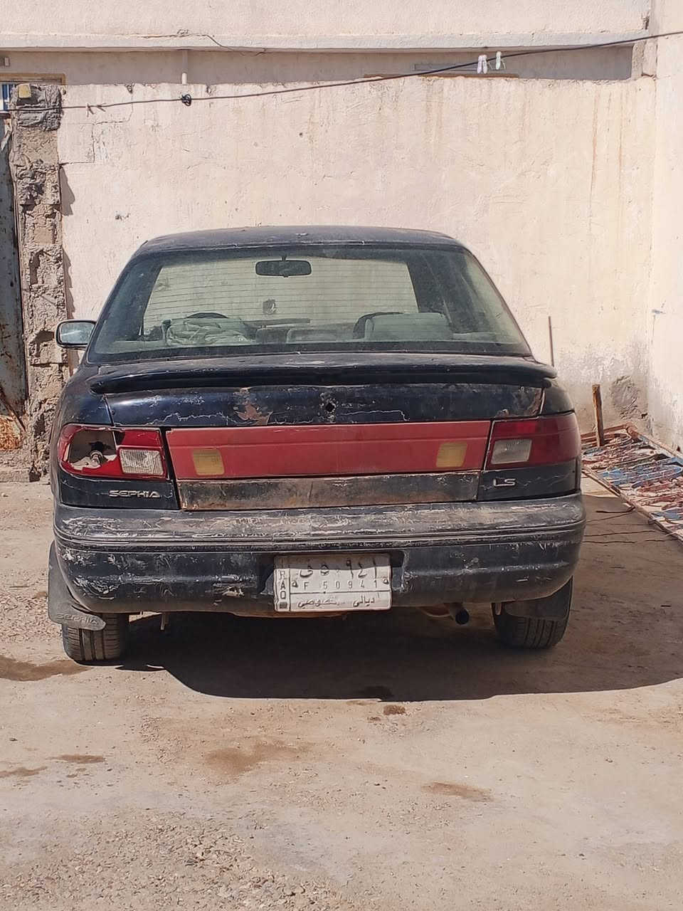 كيا سيفيا 1993 للبيع  تخم تاير باتري جديد كيرها الثاني يفلت 10 ورقات وبيها مجال شي بسيط ***********
