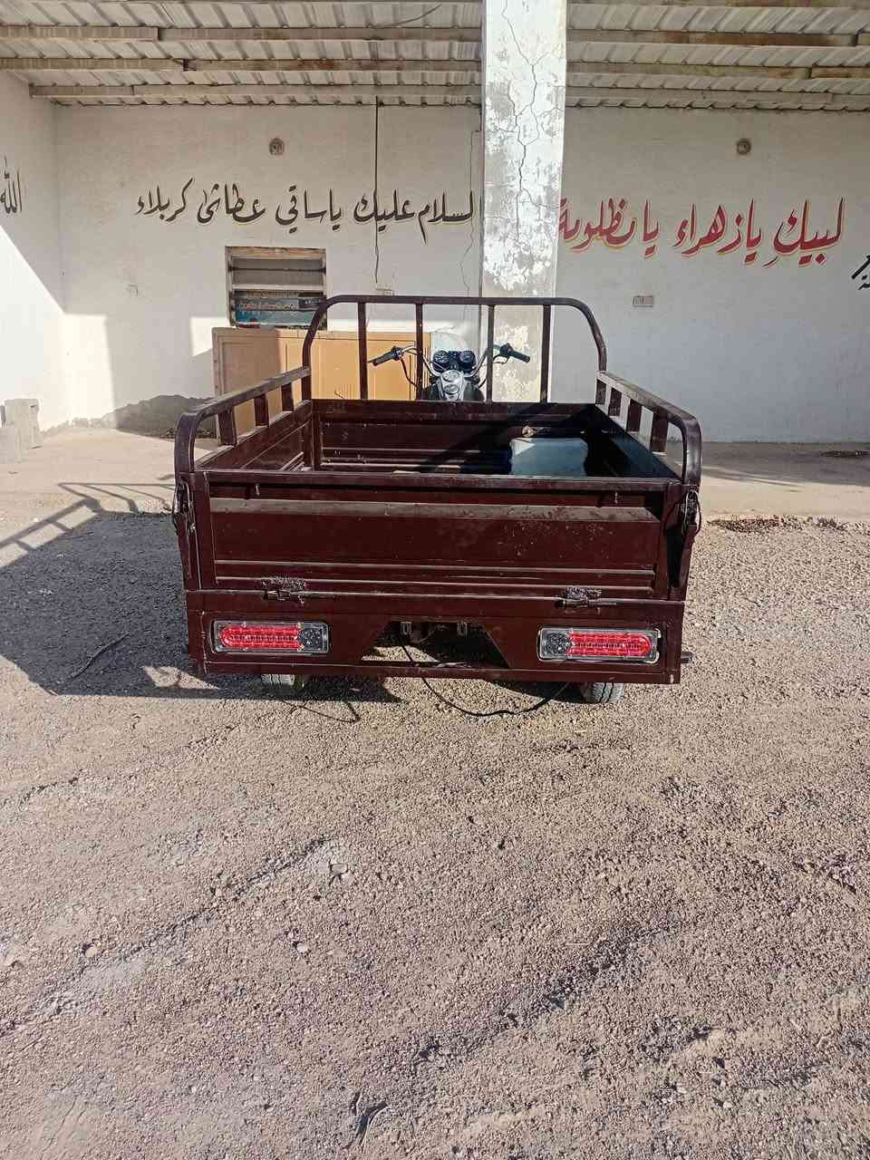 السلام عليكم
ستوته للبيع 2011 رقم اسود 
ستوته جاهزه سلف كهربائيات 
تخم تايرات 
شاصي مكفول 
ستوته خير من الله 
السعر مليون وبيها مجال 
للاتصال ***********
العنوان ..نعمانيه
