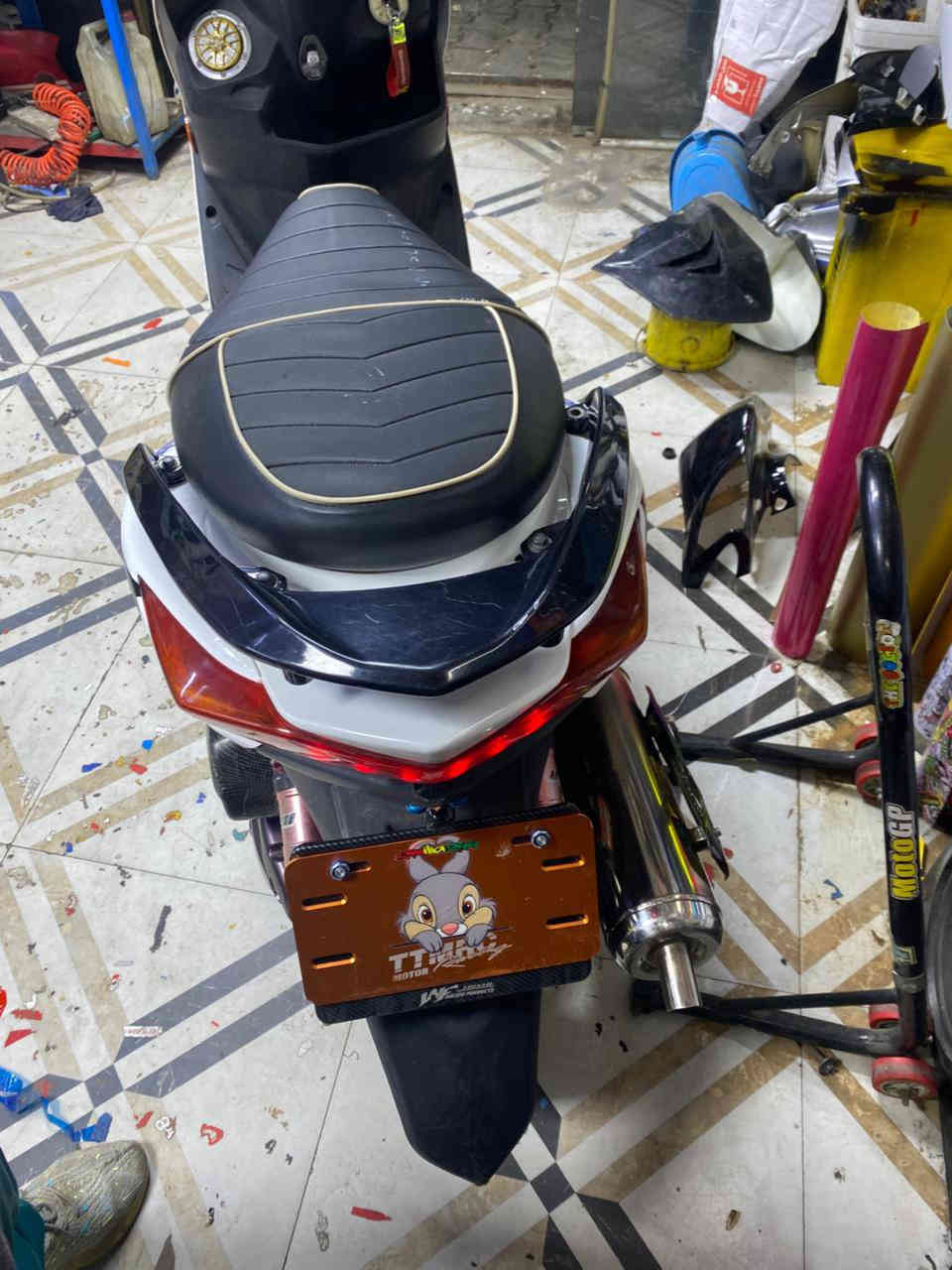 سلام عليكم شباب نعاد نشر بسبب وعود كاذبه اسف اني خاف ما جاوبت احد الهم عيني دراجه لبيع كامله مكمله اي نقص ما بيه دراجه قويه مكينته بلاديه ونشطه عنواني بغداد لشعب رقمي اي ستفسار خادم (***********)
تزويد دراجه ويل كب صدر امامي فلنجه ملاقط فج صدر خلفي فراك بيريك كلجات شوته كاربون فايبر الياف تايرات جلاتين صالنصع قطعتين بوري عدل قبق فلاوين قده دهن اشاير اصليه بك لايت كشن رياضي رياضي قاعده رقم يدات بريك هواي غراض بيه كلهن اصليات كفره موشم دراجه صاله شهر طابه  من الخارج غراضه كلهن بلديات وما بيه شي تجاري اذا بيه شي تجاري لو ملعب بيه لو مكينته ترجع الك ضمان يوم كامل وشكرني 🪬🤍💙
