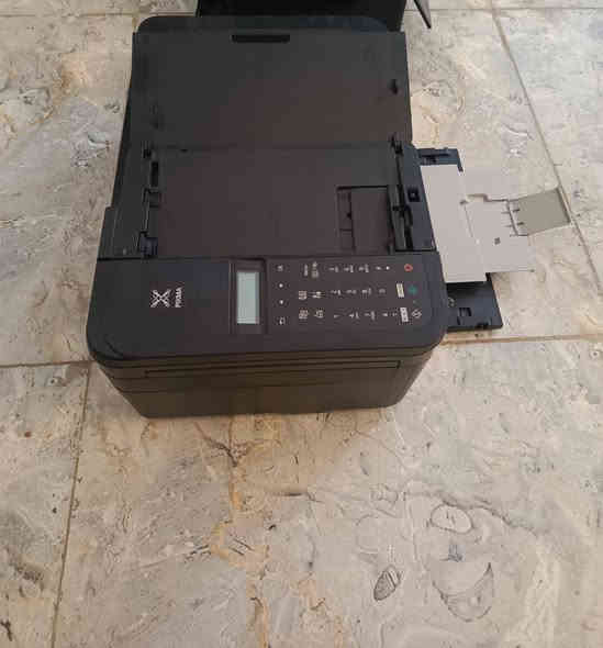 السلام عليكم طابعة عاطلة بيهه دكمة البور مايعه من الصوبة نوعها
Canon pixma TR4046
سعرهه فقط 25 مكاني دورة.بغداد لايوجد توصيل ***********
