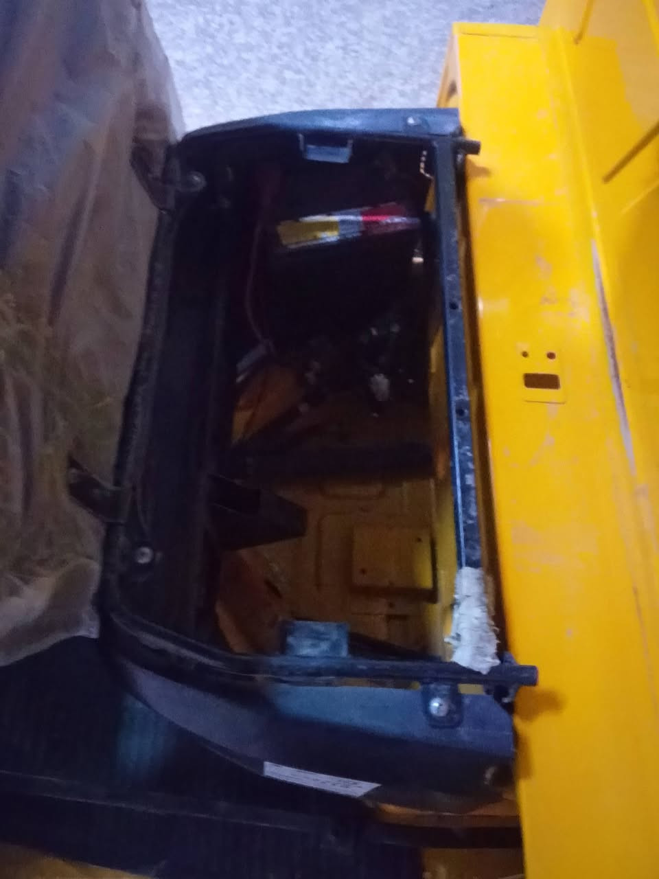 السلام عليكم تكتك 22 شهر 8 رقم وسنويه انكليزي كفاله عامه من كلشي رجاءً غير متواجد لا واتساب ولا ماسنجر مكاني كربلاء الشراي يتصل ولمو شراي ليتعبني فدوه ***********
