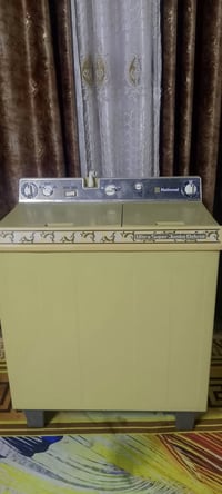 غساله للبيع بل شرط نضافه ياباني السعر 60بيها مجال 07717108760