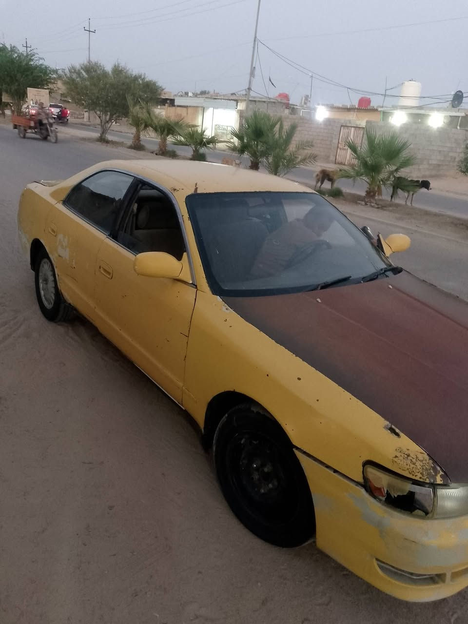 السلام عليكم سياره شيزر للبيع سياره اصل لون ابيض سياره كفاله عامه من ضربه والعيب الشرعي محرك كير جديد تبريد ثلج ويا السويج رقم بصره باسمي سياره جاهزه والسعر 22 ورقه وبيها مجال كلش قليل للشراي فقط وبيع مستعجل *********** وبكان السياره بصره خور الزبير
