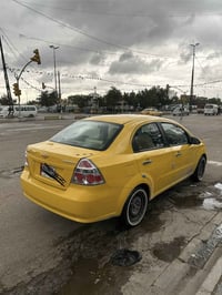 أفيو خليجي 2009  مسكر السياره مكفوله من ضربه قويه كير ومكينه جدد السيا...