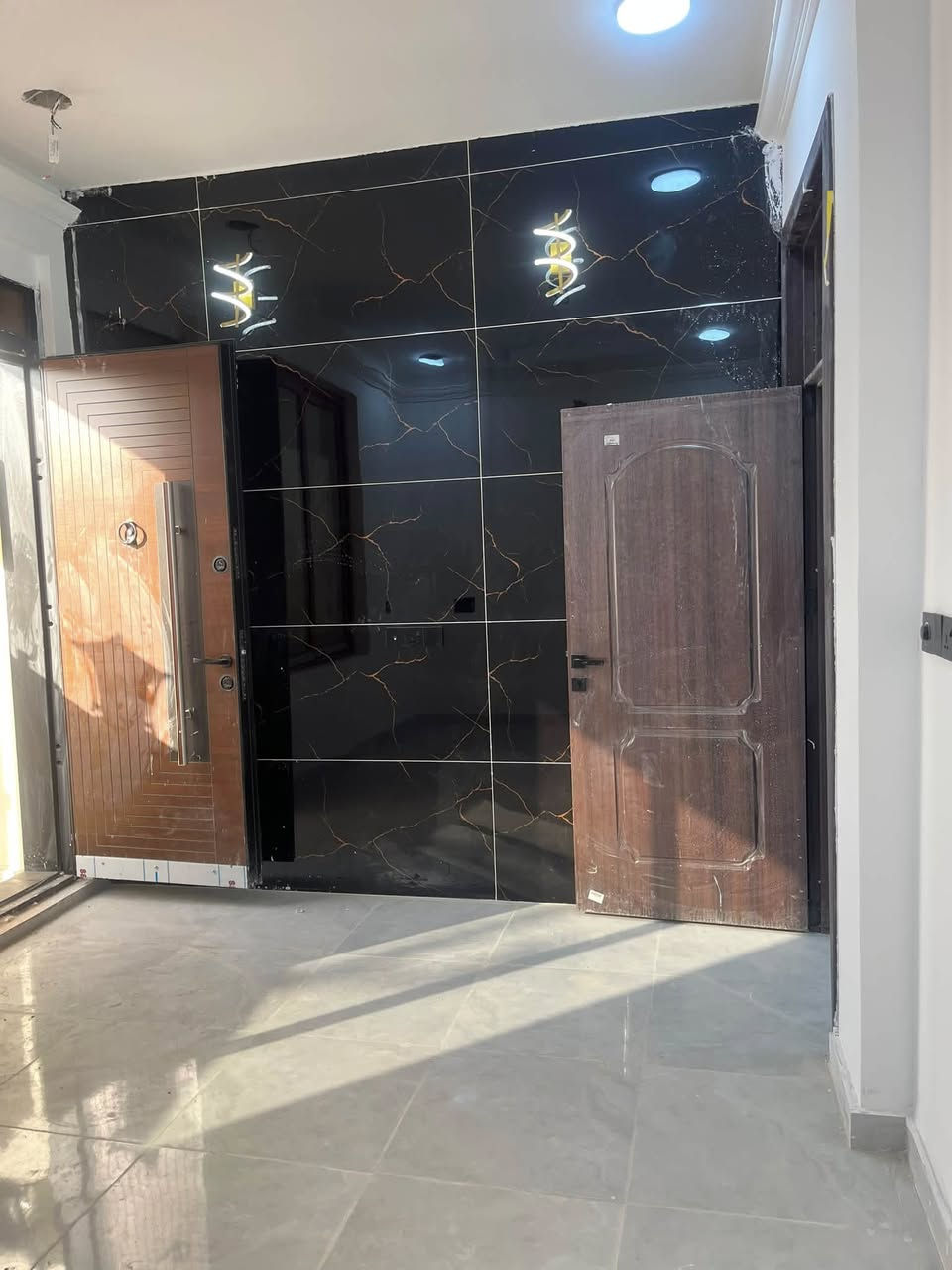 � الموقع: الدورة – البوعيثة / مجمع العيثاوي

بيت للبيع
مساحة 50 متر
طابقين 

 • 2غرف نوم
 • بناء فول (كامل)
 • تصميم فول ومميز
 • جاهز للسكن

🔥 بسعر خيالي

📞 للاستفسار والاتصال: ***********

