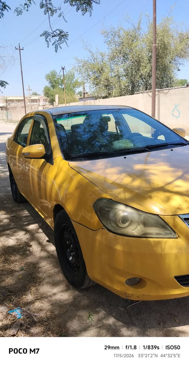 BYD 3G 2013
محرك1800 هوندا كير عادي رقمها بغداد ب اسمي تحويل مباشر مواصفاتها فتحة سقف واشاير بالمري وحساسات خلفية وبصمه واشاره ترحيبية بالمري وتحكم ستيرن تايرات جدد كير ومكينه وصدر خير من الله حادثها بابين وجاملغ مبدلات جدد بدون تعمير 
44 وبيها مجال والشراي بي خير ويدلل  
مكاني بغداد الكمالية 

***********
