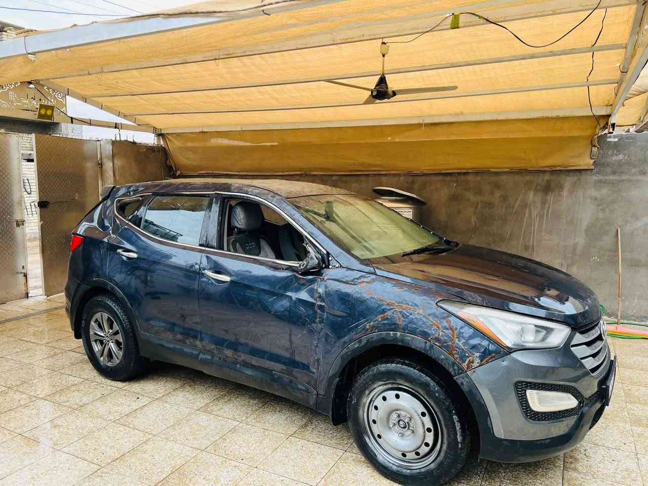 سلام عليكم للبيع هونداي سنتافي موديل 2016رقم مثنى مشروع وطني تحويل مباشر ارقام سنويه جدد اخوان سياره تعرضت لحادث جفيه كلش خفيفه كما موضحه بلصوره ابيع على وضعهه سياره شغاله وتمشي لغود شواصي مكفولات مكينه 2400 مواصفات معروفه مكان السياره بغداد الاستفسار ***********
