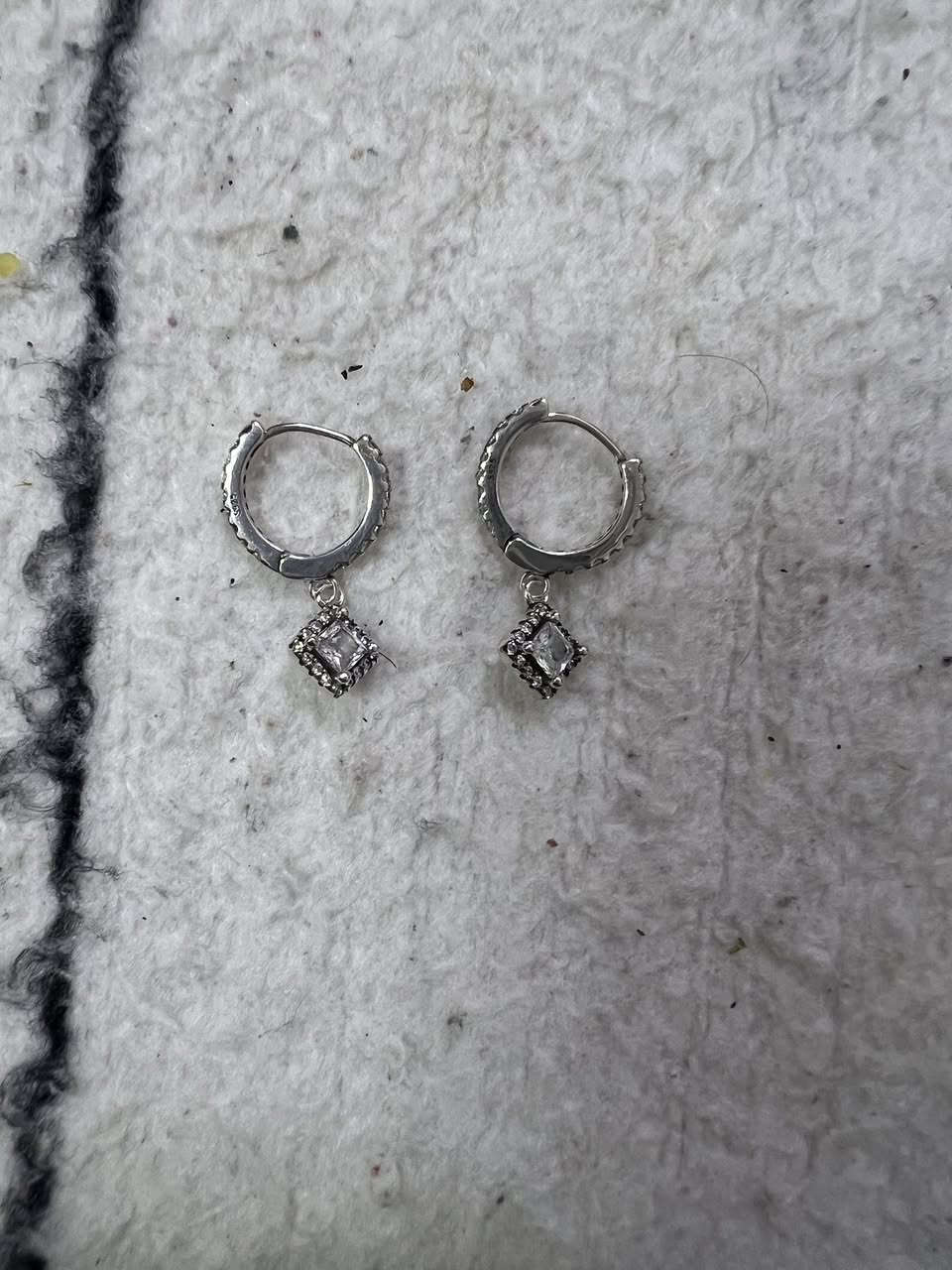 يالله
قطع فضه او حديد معرف كلهم بيهم ختم ٩٢٥ 
اني ابيعك حديد 
ابيع مفرد 
اليحب شلع كلهم ابيع 
يتوفر توصيل محافضات


**إذا كنت صاحب هذا الإعلان وتريد حذفه لأي سبب، رجاءا أرسل رسالة إلى الدعم الفني**