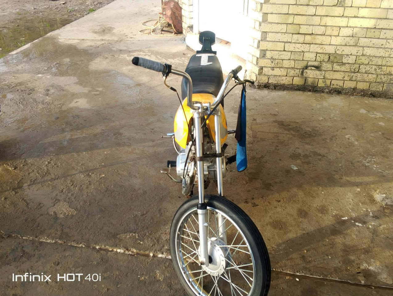 السلام عليكم دراجه نامه شلامچه للبيع الموديل 23 اوراق أصولي شاصي محور رفيع السعر 500 وبيها مجال قليل حك الجيه *********** متواجد او مراوس حسب القناعه
