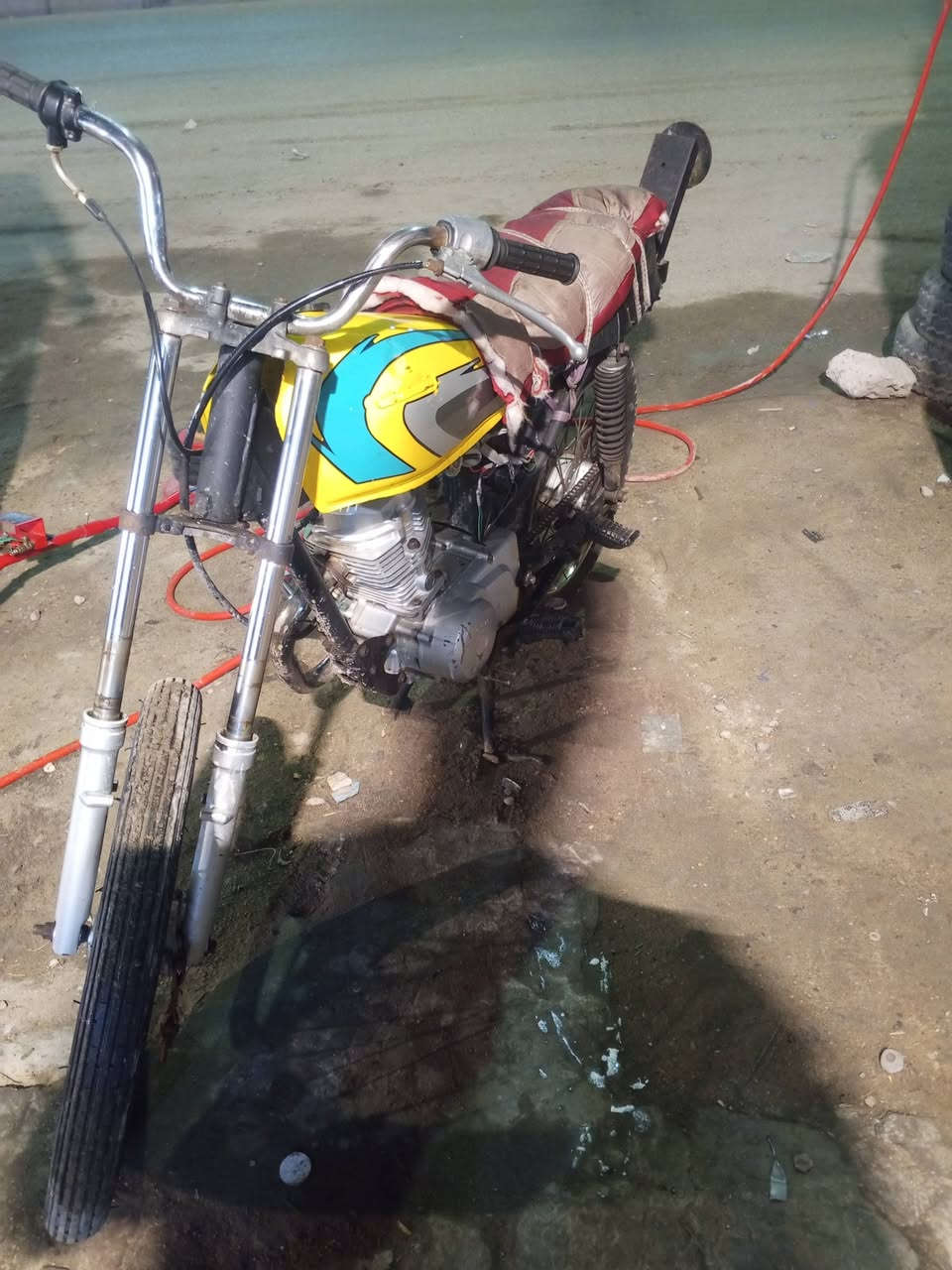 نامة ادوات محرك نامة كلشي ما ناقصة نهضة تخبل تاكل الكاع ماكن بصرة القديمة قرب جامع الكواز  السعر 400وتساب ***********
