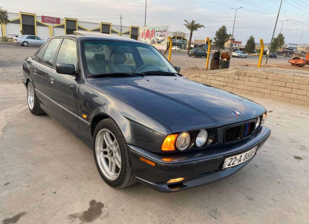 BMW 525سلام عليكم 
لون نطفي
بجم عريض
كشنات جلد كهرب
4 جامات كهرب
سلات كهرب طقتين
موديل 1994
دعميات ام رياضي
وياله حجم 17 ام رياضي جديد
4 تايرات جديد
باتري جديد
منظومة بانزين كامل جديد
تبريد تتفئه
محرك كبس ديجيتال
كهربائيات السياره كلها شغال
صبغ جديد جماليه بدون معجون
الاستفسار *********** أربيل, العراق
