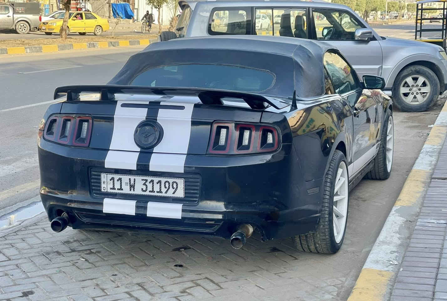 السلام عليكم موستنك موديل 2014 السياره حلوة بس عاوزها كم ترتيب لداخل عليها مكينه مال 2017 جديده بيها وياله فيرادا صابغهم جديد لحيه rtr السياره بريميوم 7الوان بيع او مراوس باربع بوب السعر 95 وبيها مجال مكاني الغزاليه ***********
