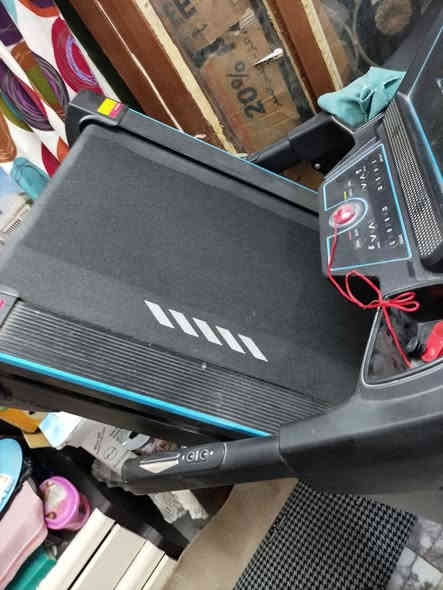 سلام عليكم
جهاز جري درجه اولى ماركه باور لاند ثكيل استعمال  قليل وزن 140 كيلو 
السعر 400 وبي مجال بسيط
عنوان بكرلي 
***********
يارزاق
