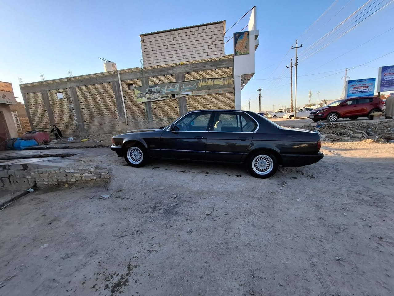 السلام عليكم للبيع او مراو س بي ام730 مفتوح كير عادي رقم بغداد الماني ال27 سيارة جاهزة من محرك كير حداد ية تخم تاير تبريد سيارة بلادية كهر يا ئياتهة ما بيهة تجتطيل موديل 1991مكان للسيارة  ناصرية سوق الشيوخ ذي قار البيع ***********//بيها مجال قليل الاستفسار هاذةرقمي تراوس
