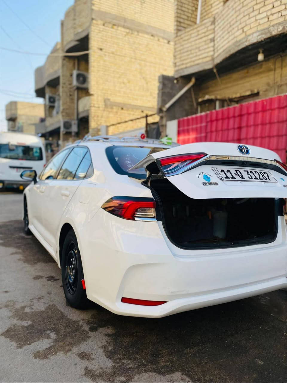 سلام عليكم للبيع
كورلا ساز خليجي موديل 2022 ماشيه .100
الرقم بغداد الهزه جديده بعدهه مساقطه 
الرقم الجديد تخم تاير جديد باتري جديد  جديده السياره مدوشمه عام 
 كير محرك تبريد صدر كله مكفول 
السياره بيهه جاملغ خلفي 
السعر 170  وبيهة مجال لطيبين 
عجبك السعر اتصل معحبك ابراحتك الله الرزاق 
***********
مكان السياره بغداد الوسفية غرب مركز المصطفى
