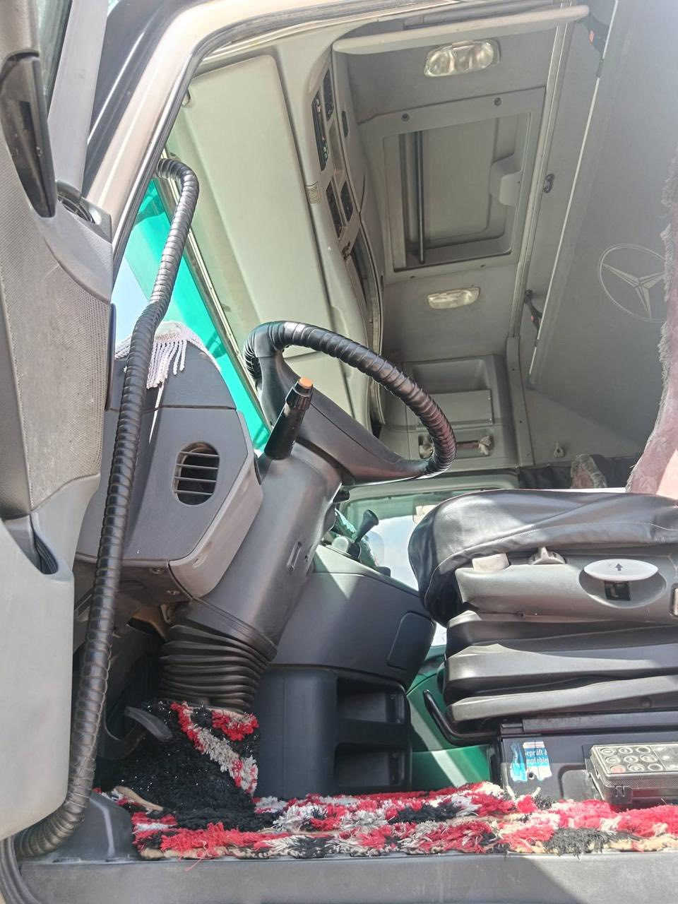 يالله للبيع اكتروس موديل 2005 جاهزه من كلشي تخم تاير تحويل جديد جي بي اس جاهزه لشغل العنوان رمادي سعر 4 دفاتر   وبيه مجال قليل تصال  برقم ***********
