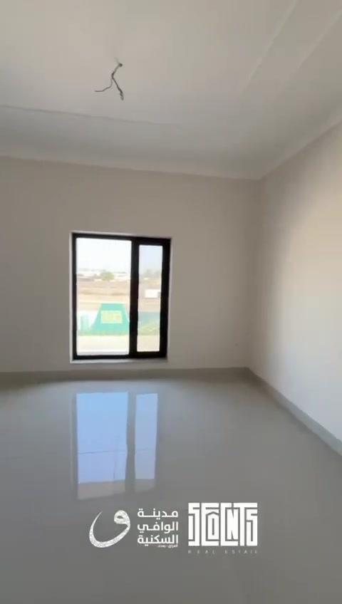 شقة للبيع
📌في  مجمع الوافي السكني – بغداد / التاجيات/ مجاور مرور التاجيات سند الكاظمية 

 المساحة 140 طابقين نظام دوبلكس غير مسكونة

الزون الاول بناية 5 موقع مميز جدا قريبة من البوابة وعلى الشارع  وجاهزة للسكن 

واصل كل مبلغها غير مطلوبة ابداً 
للاستفسار  ☎️   ***********
