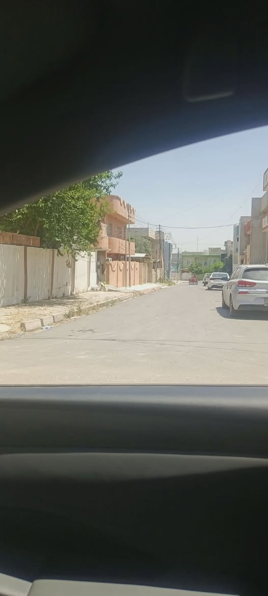 عروض مكتب اساور للعقارات 
أرض للبيع في حي البلديات
موقع مميز جدا قريب من سايدين الجامعه
شروق تام
223 متر واجهه 11
شارع تبليط 12 متر
سند طابو الزهور
شرط التحويل
لمعرفه السعر اكتب تم ليصلك على الخاص
للاستفسار زياره المكتب سايدين البحرين مقابل مطعم احمد الحاج صلاح
***********
***********
