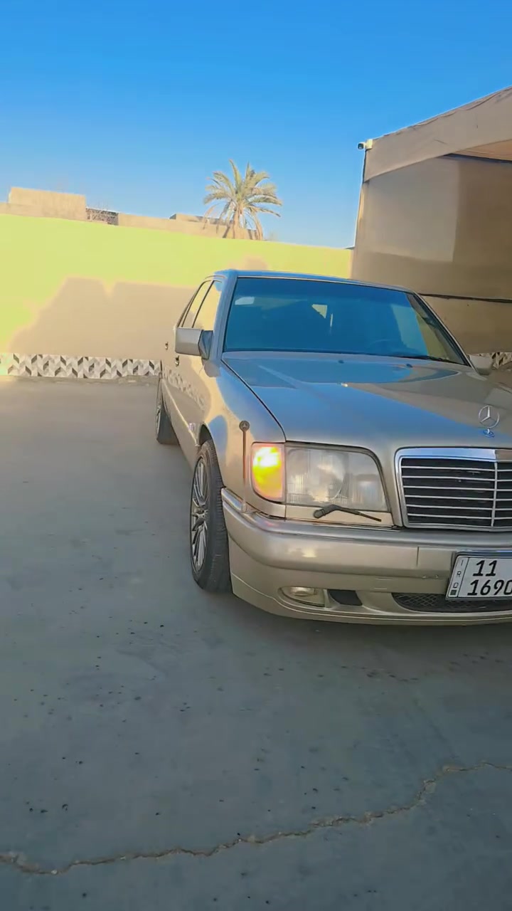 اللهم صل ع محمد وال محمد 
مرسيدس بيبي (شبح)
مديل 1992  رقم بغداد انكليزي 
سياره جديده صبغ عام جماليه 
جاهزه من كلشي برغي مابيه نقص 
تبريد ثلج 🥶 
حداده كهربائية محرك خراطيم 320s
كير ديفور 5نمر 
بصمة قفل ابواب 
منضومة زنون كامله 
جام كهربائي مرايات كهربائي 
سستم سماعات اماميه خلفيه 
العنوان البصره ابي الخصيب
شراي يتصل ***********
