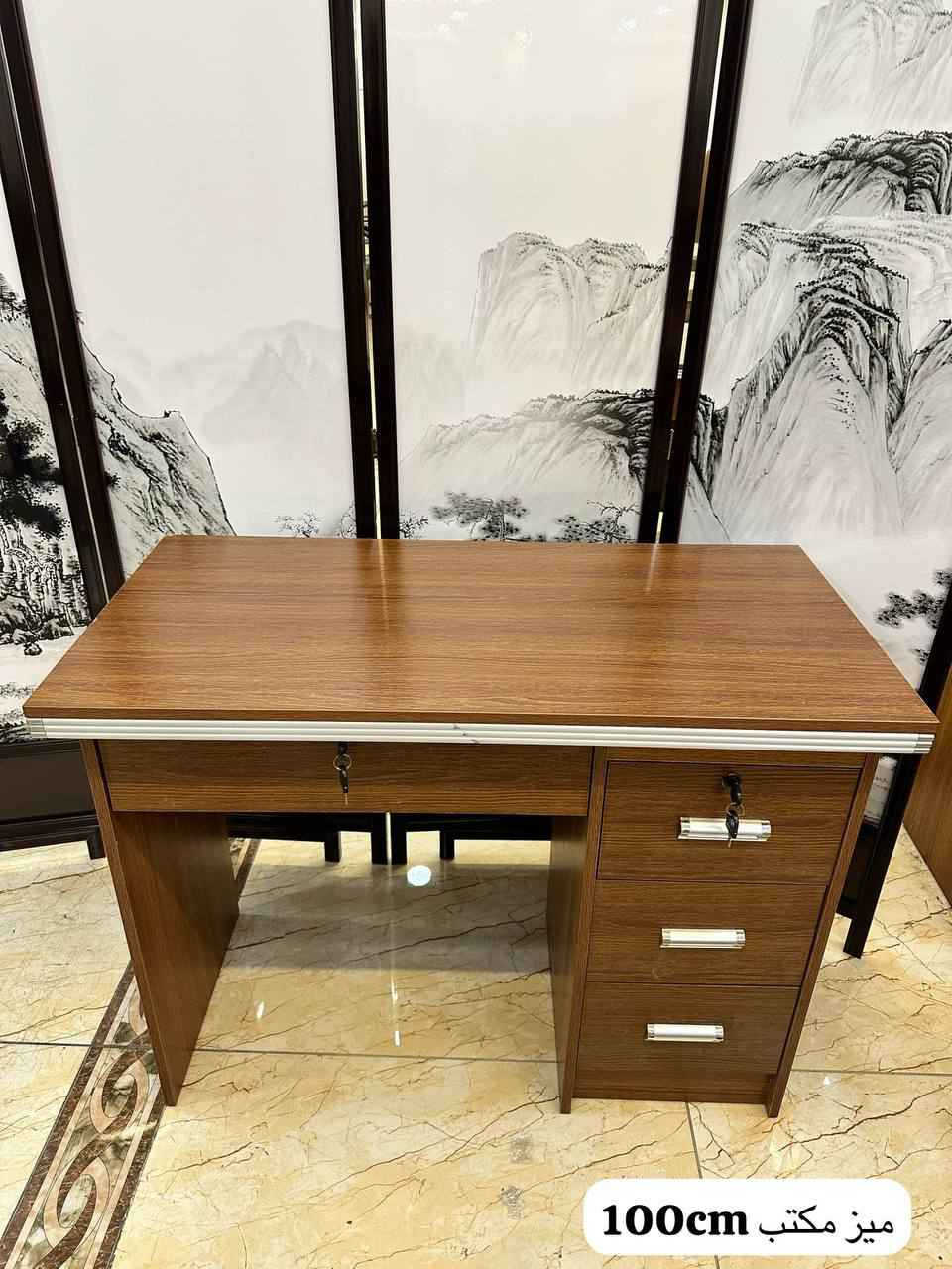 ميز مكتب ماستر ساده باللونين الجوزي والبيجي 
80سم السعر 80 الف
100سم السعر 100 الف
120سم السعر 115 الف بغداد, العراق


**إذا كنت صاحب هذا الإعلان وتريد حذفه لأي سبب، رجاءا أرسل رسالة إلى الدعم الفني**