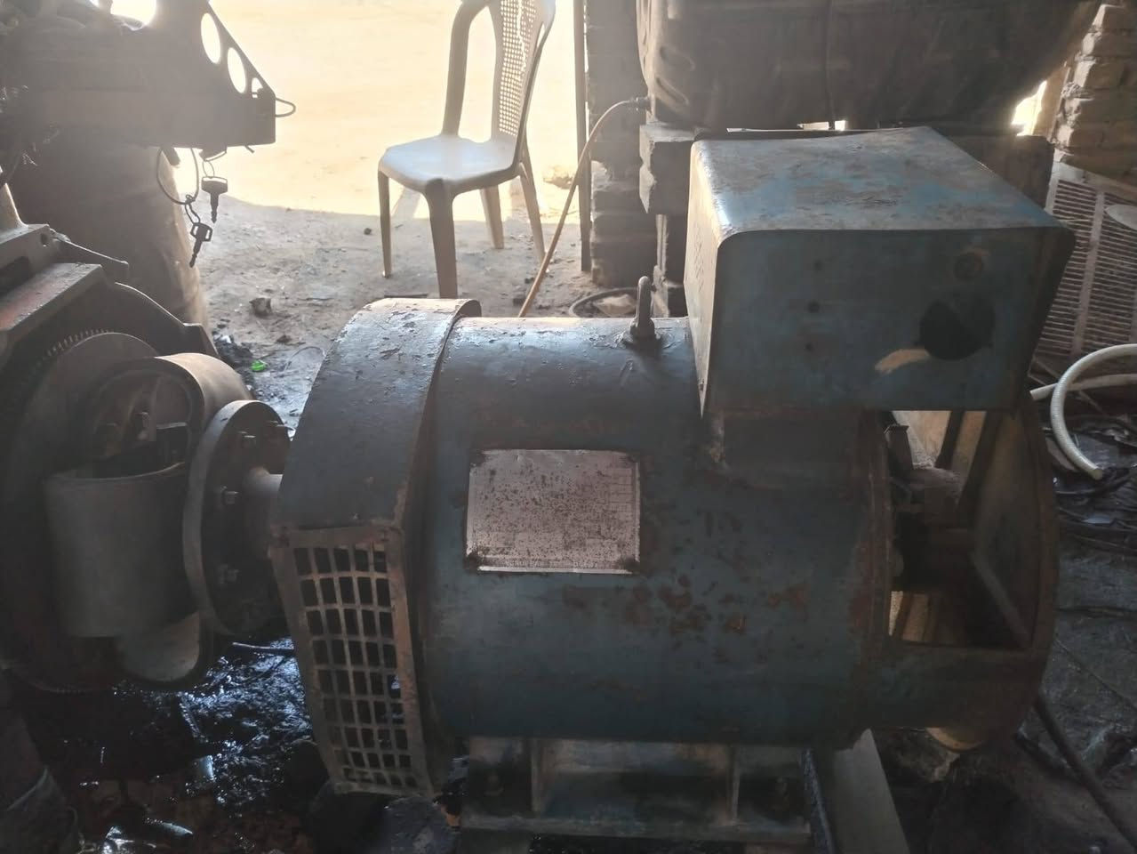 مولده البيع محرك خرسه اربعه بستم وتوليد ٦٠ كيفي مولده جاهزه بس شغل خير من الله عنوان بابل كفل منطقه شهابيه سعر ٢٥ ورقه ***********
