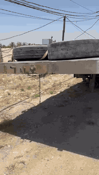 سلام عليكم عربانه مزوج اربع دناكير اريد بيع او مراوس بعربانه اوربيه ‏‪***********‬‏
