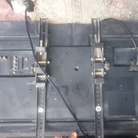 شاشه LC  للبيع حجم ٣٢ طاحت وماشتغلت بعد   ابيع هل موجود الي يشتري يتفض...