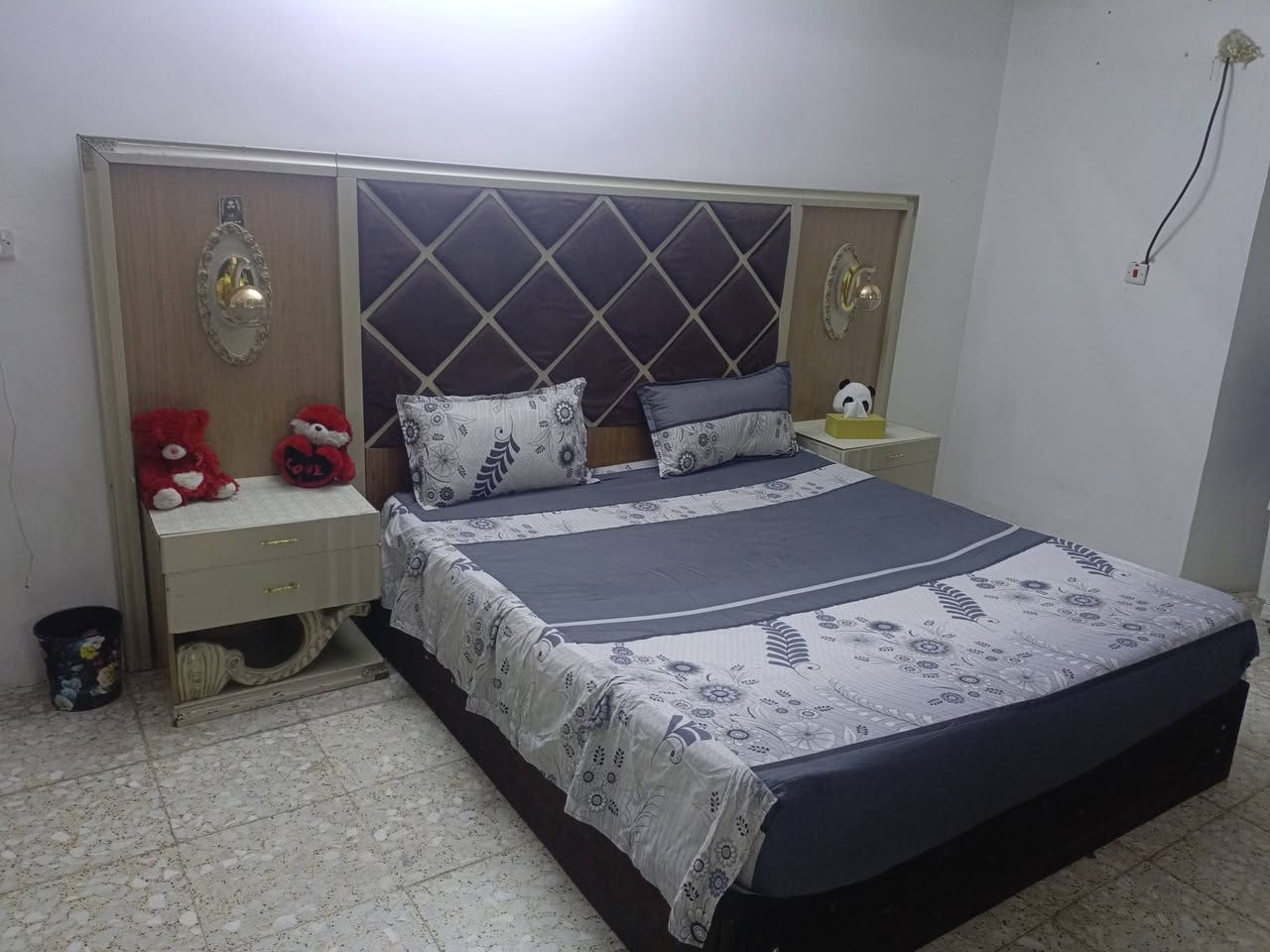 للبيع غرفه نضيفه مابيه اي ضرر ب750 وتخم مابي اي ضرر ب300 والميز طعام ب35شراي يدخل خاص


**إذا كنت صاحب هذا الإعلان وتريد حذفه لأي سبب، رجاءا أرسل رسالة إلى الدعم الفني**
