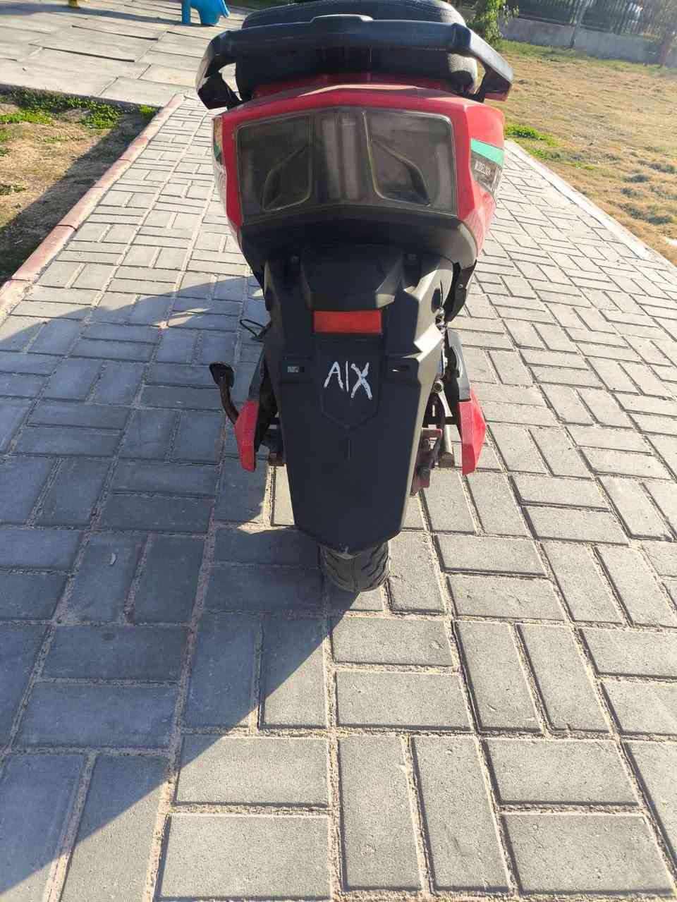 السلام عليكم دراجه سكنس مديل ٢٠٢٤ دراجه جديده مابيه نقص بطاريات مبدله ٢٠٢٦ ضمان ست اشهر ٣٠ امبير ٦ باتريات بيه نضام رجوع للخلف سرعه ٩٩ السعر ٧٢٥ بيه مجال بسيط العنوان بغداد حي جامعه ***********
