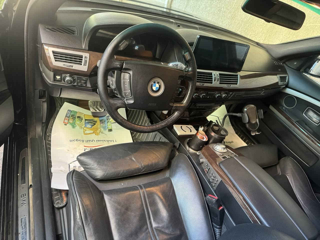 للبيع BMW موديل 2008 اصل
لون اسود 
بدون سلايد 
سياره كامله مابيه نقص برغي 
شاشه كار بلي 
كيجات دجتل
منظومه زنون ضمان 5 سنوات 
غرفه جديده والكشنات الخلفيه منفصل 
5 بردات 
منظومه تبريد جديده من كلشي حتى الراديترات جديده 
السياره جاهزه من كلشي 
السعر 16000 الف دولار 
للتواصل *********** 
والصور تحكم جاهزه السياره من كلشي
