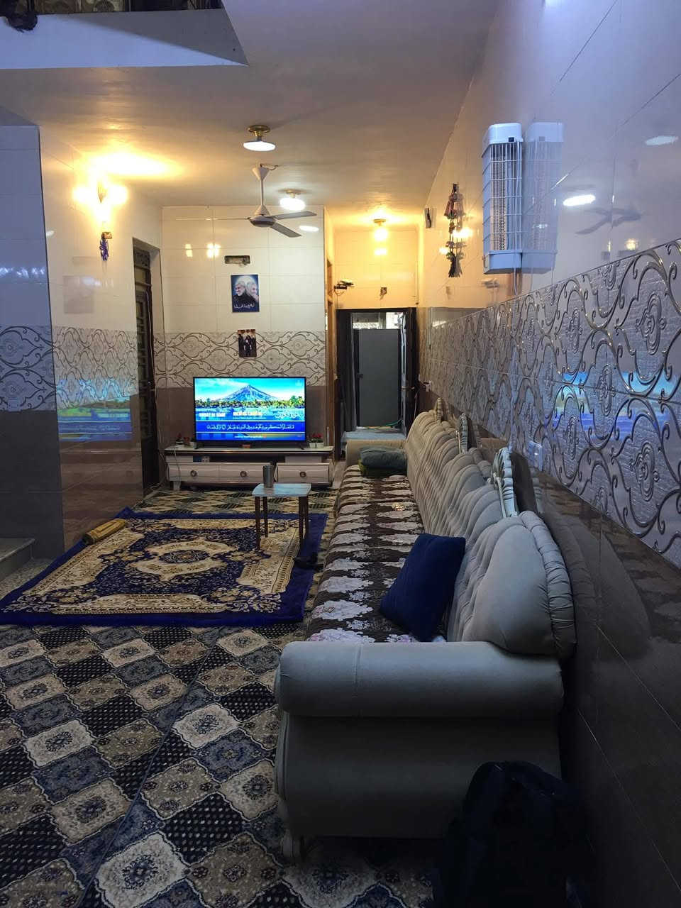 دار للبيع مساحه ١٠٠ متر  طابق ونص المكان الأمين شارع المكاتب شارع روضه اليقين ثالث فرع على اليسره الاستفسار اتصل على الرقم ***********/ السعر
