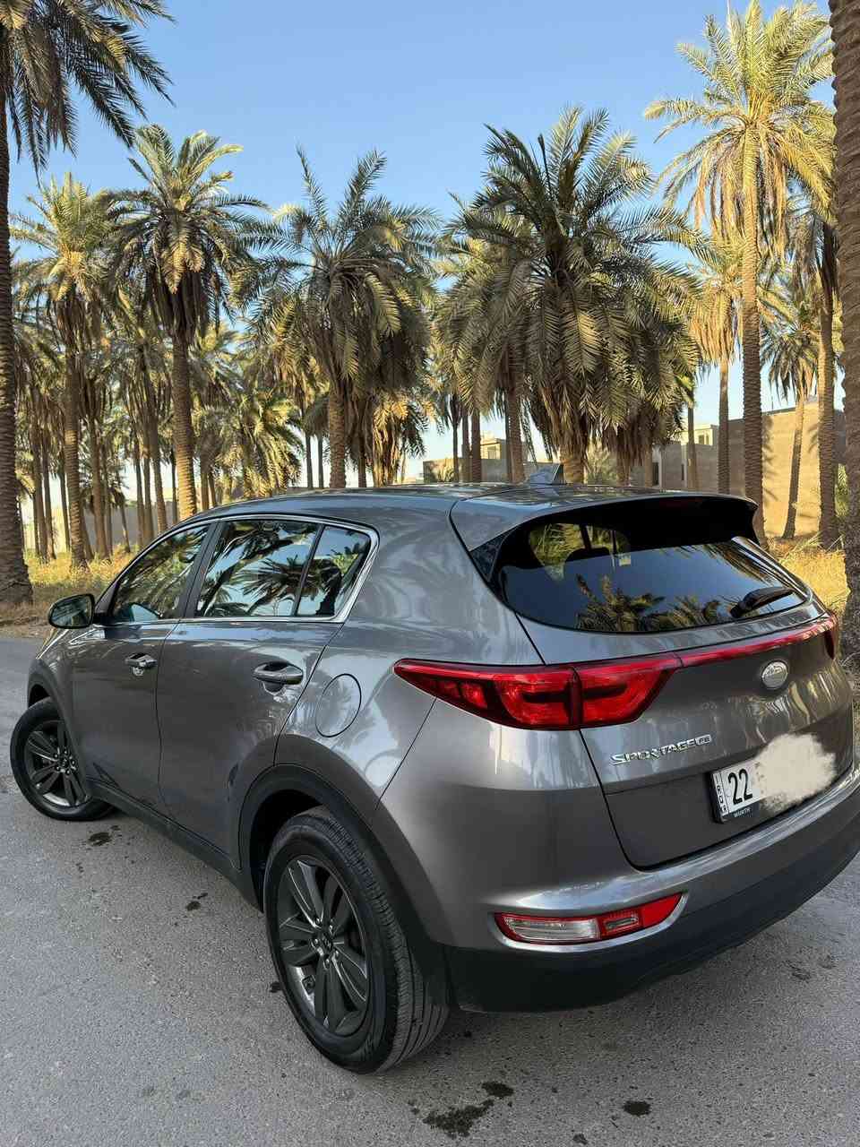 سلام عليكم كيا سبورتج 2017 امريكي حادثه فقط بنيد بدون دواخل والباب الخلفيه  بيه اكلير امريكا رقم اربيل الدولي الجديد بسمي السياره مواصفات عاديه السياره كلش جديده جاهزه من كل النواحي السعر 147 مكاني بغداد الدوره مقابل كليه دجله للاستفسار ***********
