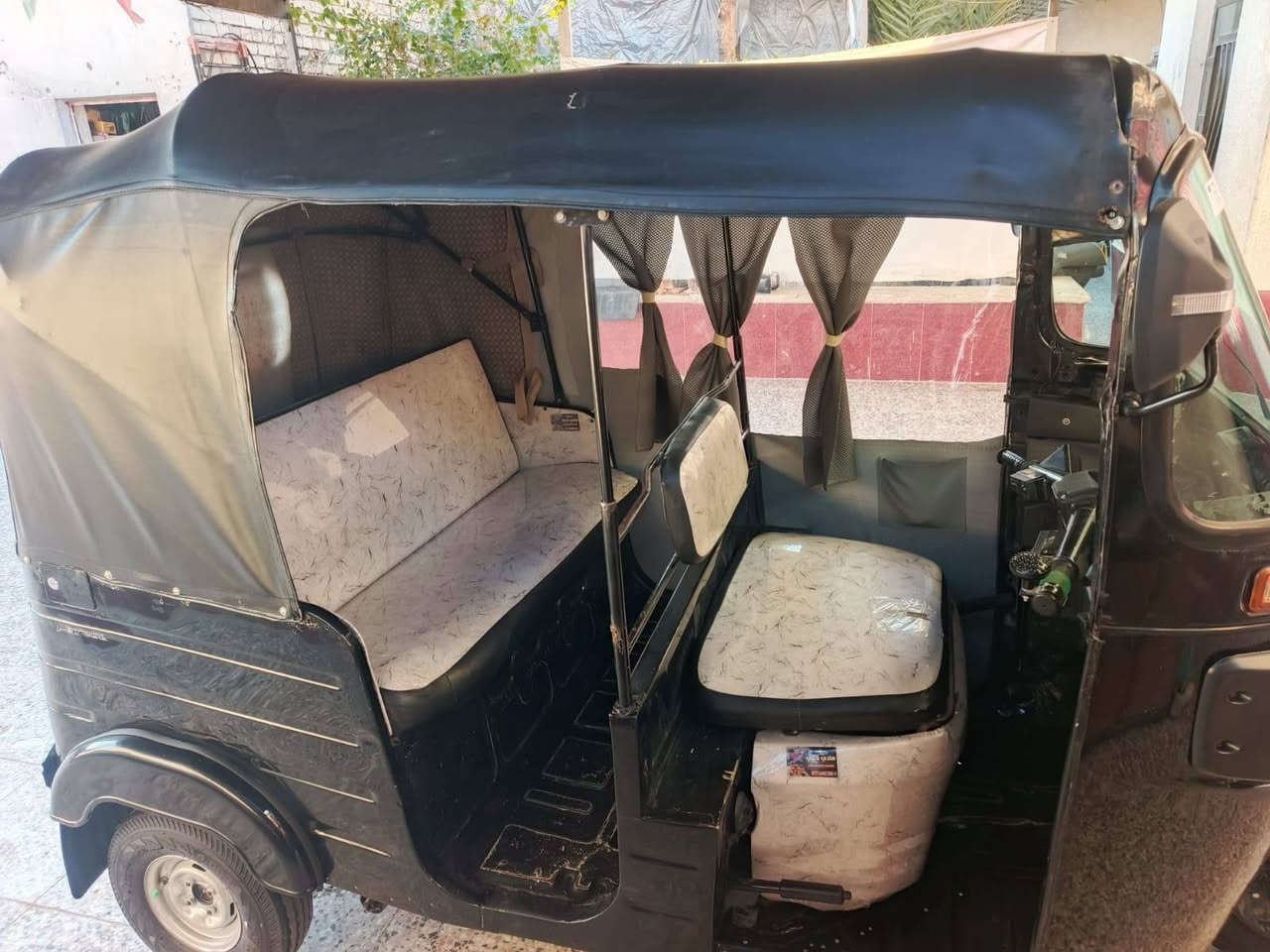 السلام عليكم تكتك للبيع موديل 20 شهر 10 اخابر صاحبهه ويكملك التفاصيل هااذ رقم صاحب التكتك اني مكلف بل نشر ***********
