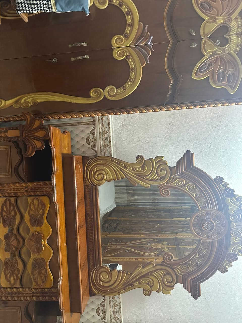 غرفه صاج عراقي درجه اولى سعر ٨٥٠مكان دله عباس شروين ***********
