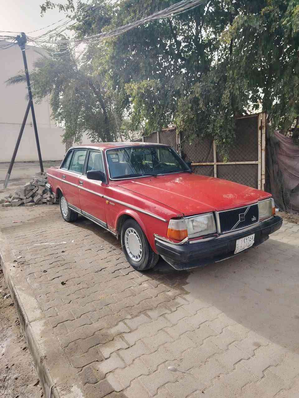 سلام عليكم  
من رخصت الادمن 
سياره فالفو للبيع موديل 88 حجم 240 كير عادي رقم ألماني 
للشراء الاتصال عل هذا الرقم ***********
