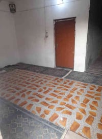 بيت 200متر قرفتين  وصالة وديوانية   المكان  حي الزهراء  ماشوشة شارع ال...