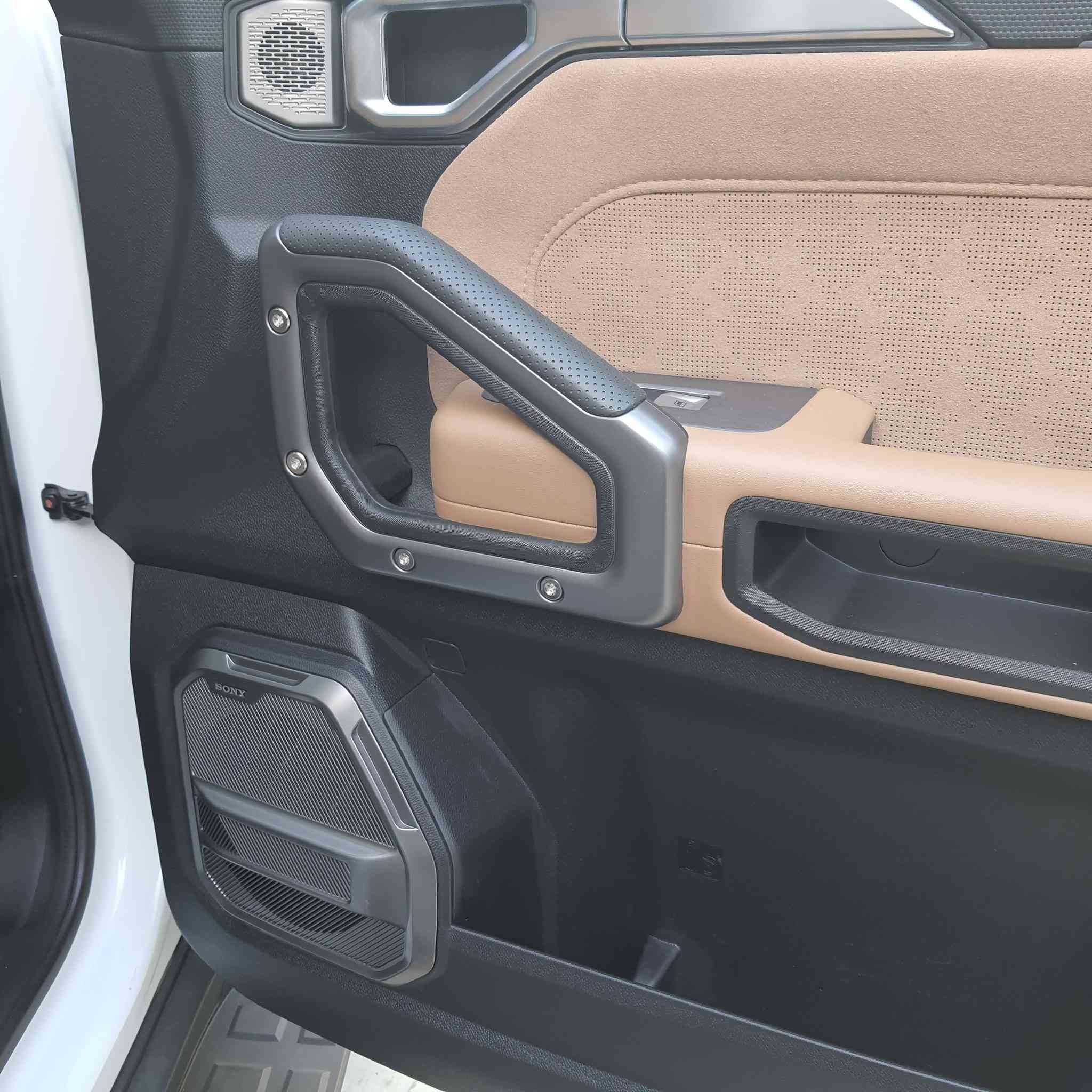 السلام عليكم
جيتور تي 2
موديل 2025
العداد   11000  k
السياره في حالة الزيرو
السياره كفاله عامه
للمعلومات او الاستفسار
اتصل على الرقم 
***********
***********
